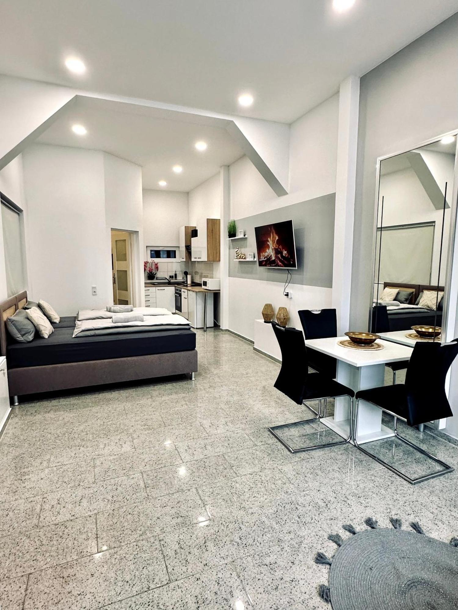 Ferienwohnung Valik Sommeraktion 2025 Bayreuth Esterno foto